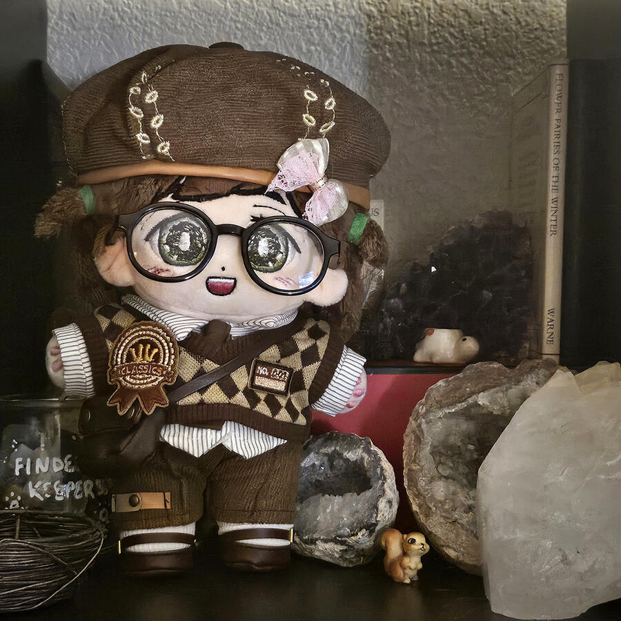 studious cloverdoll dressed to impress. she could go to colleg with attire like that !